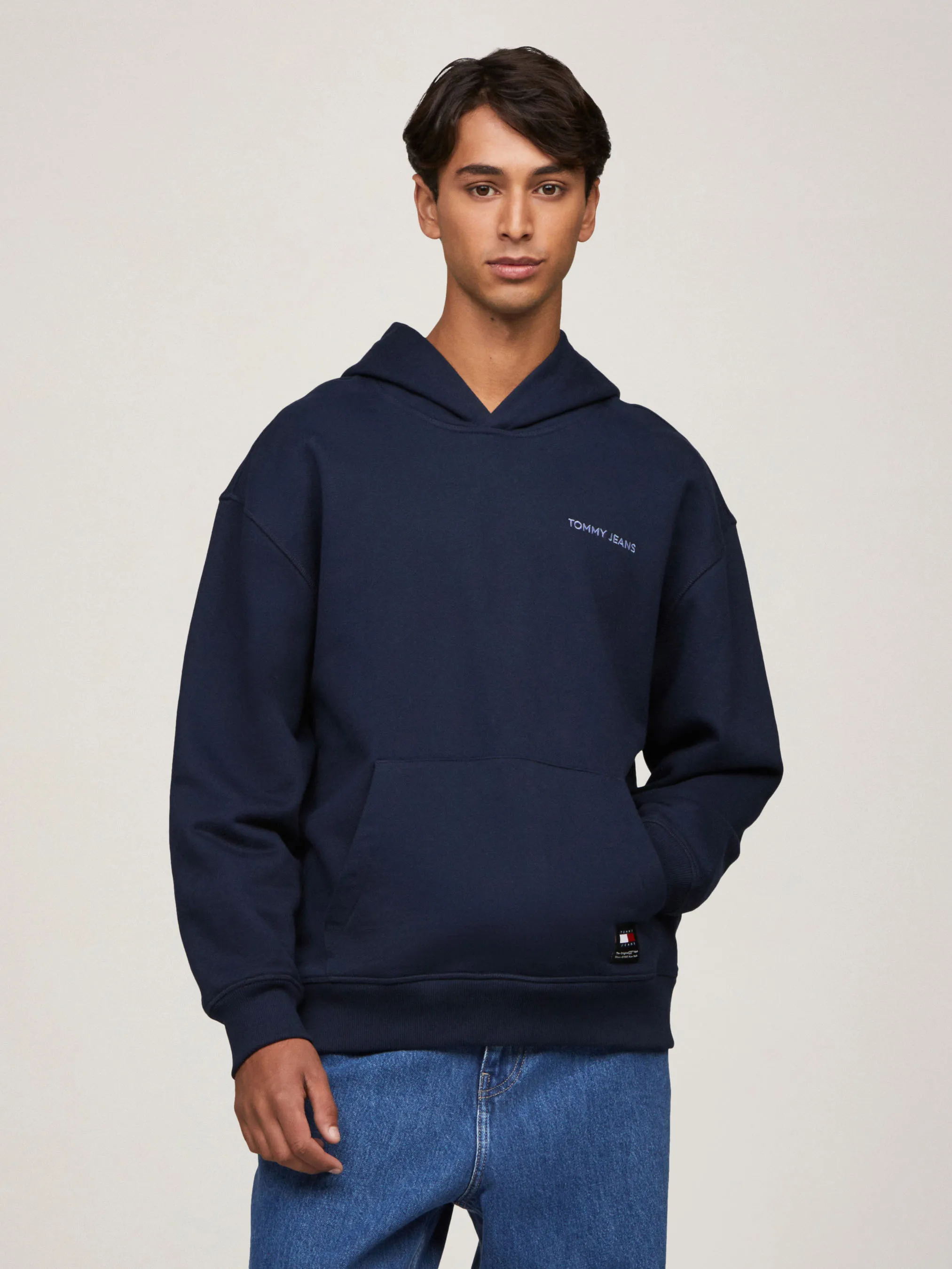 Classics Logo Embroidery Relaxed Fit Hoodie | Sweatshirts & Hoodies | Tommy Jeans