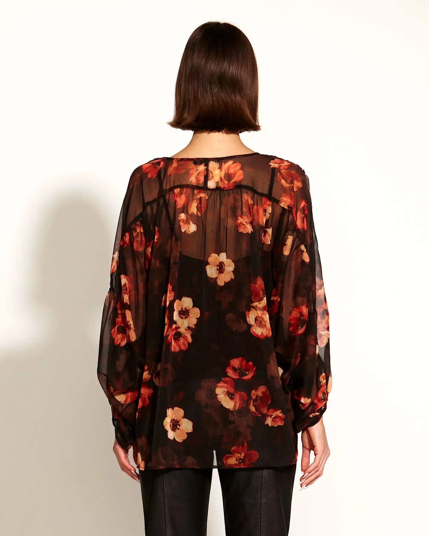 Fate + Becker Bloom Batwing Sheer Kimono Sleeve Shirt - Rose Dust Floral