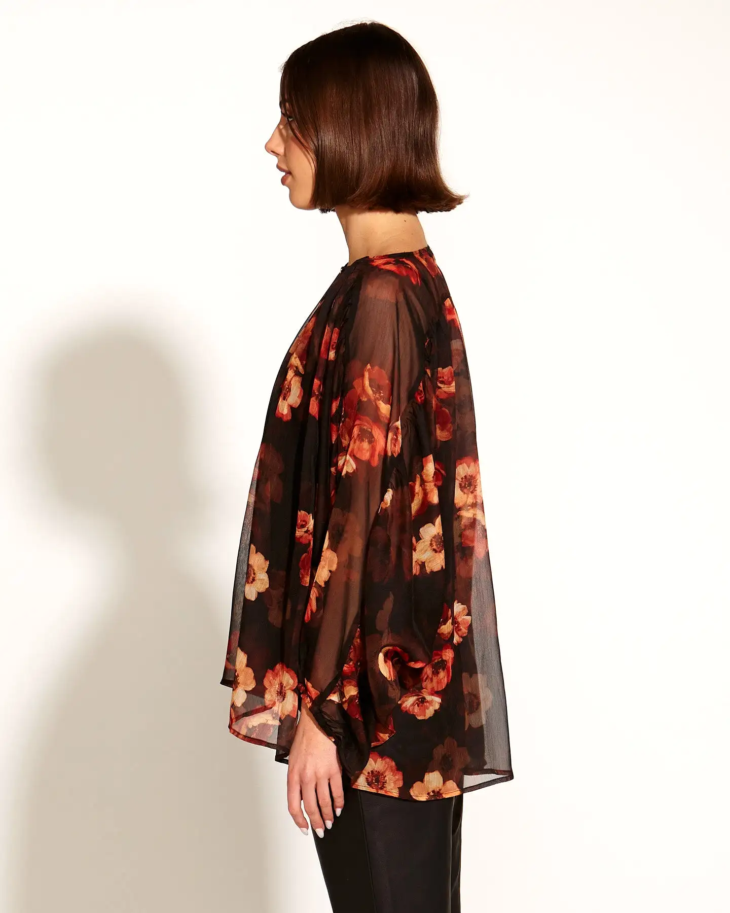 Fate + Becker Bloom Batwing Sheer Kimono Sleeve Shirt - Rose Dust Floral