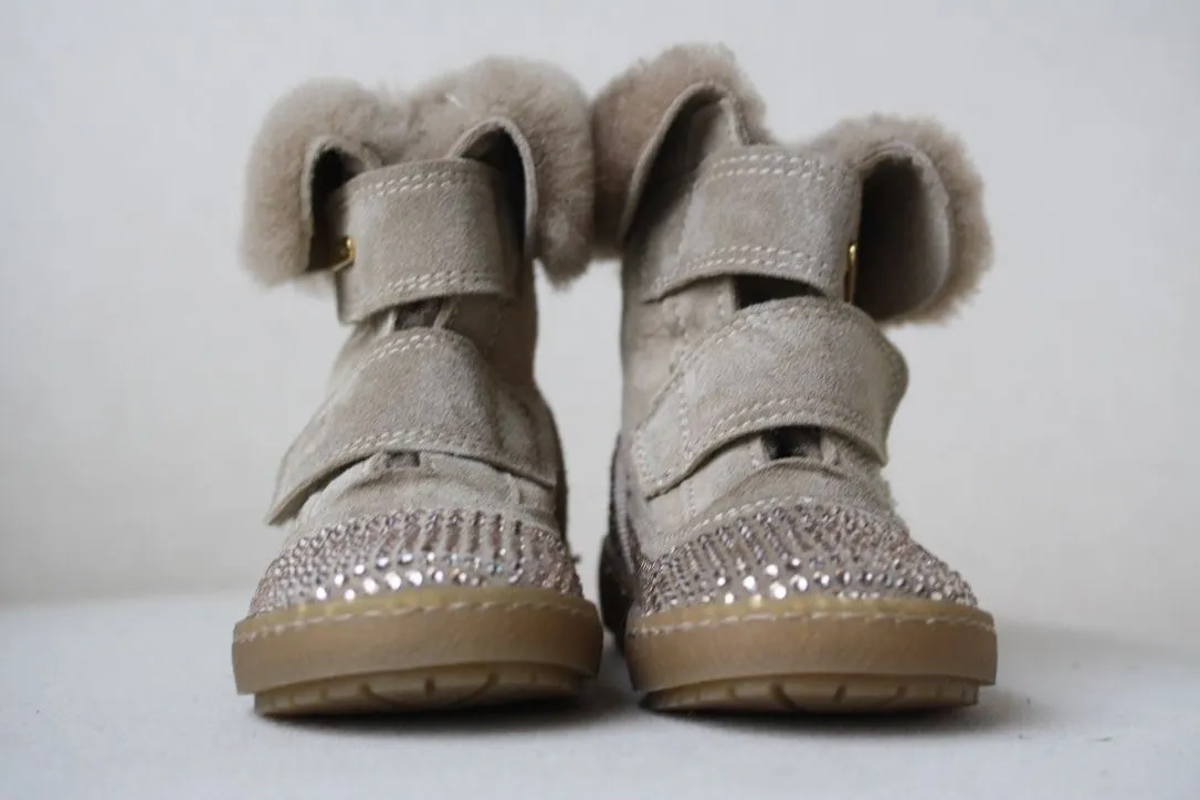 MISSOURI BABY BEIGE SHEEPSKIN FUR LINED SUEDE DIAMANTE BOOTS EU 21 UK 4.5