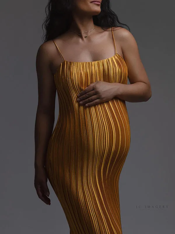 Momnfancy Golden Spaghetti Strap Pleated Ribbed Beach Photoshoot Maternity Maxi Dress