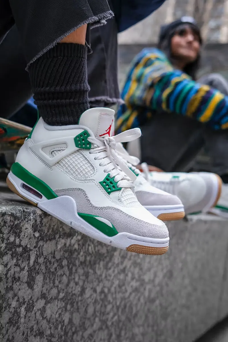 Nike SB x Jordan 4 'Pine Green'