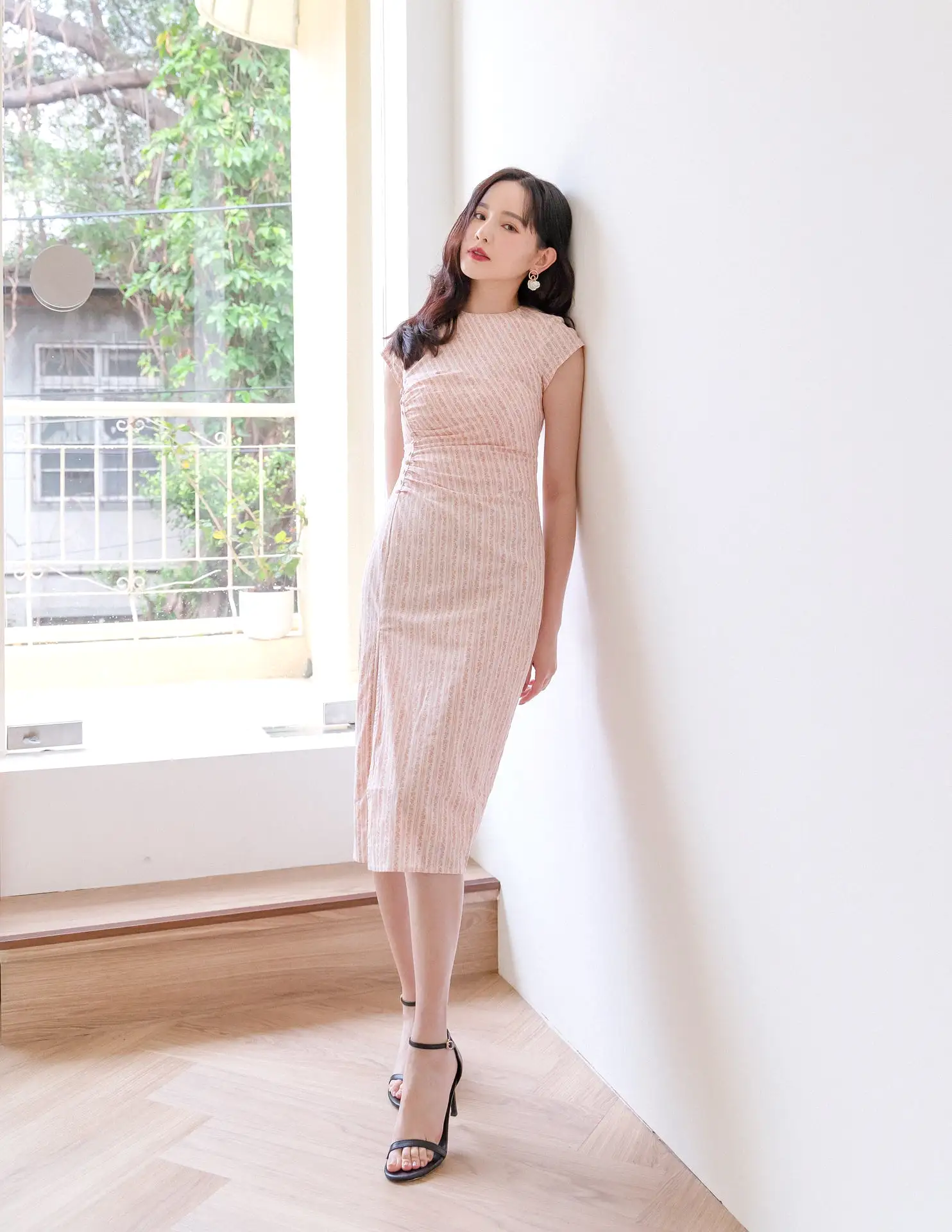 Odelia Dress in Pink