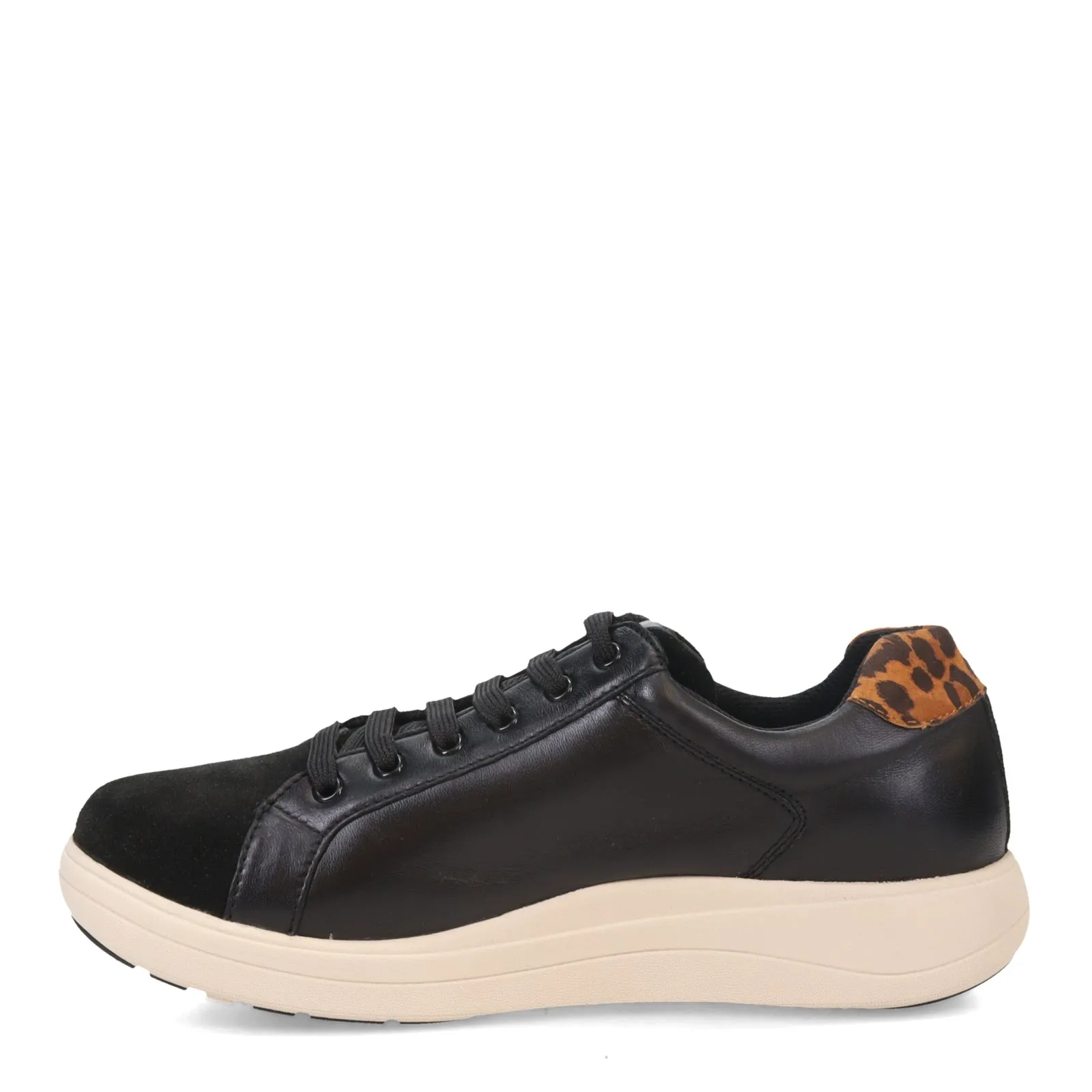 Women's Strive, Dakota Sneaker